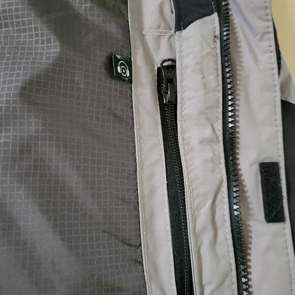 Columbia Men's Gray Black Waterproof Lined Jacket - Picture 10 of 16